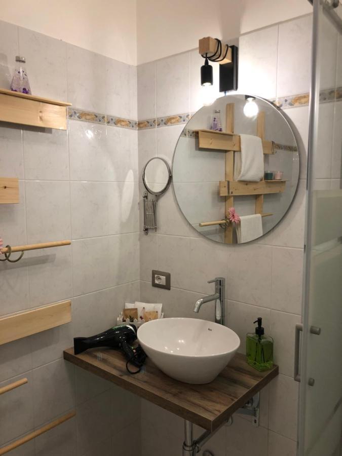 Area33 Guest House Болонья Экстерьер фото